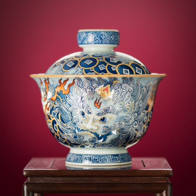 Qinghua Fen Cai Gilt Painting Ceramic King of Pi Xiu 140ml Gaiwan