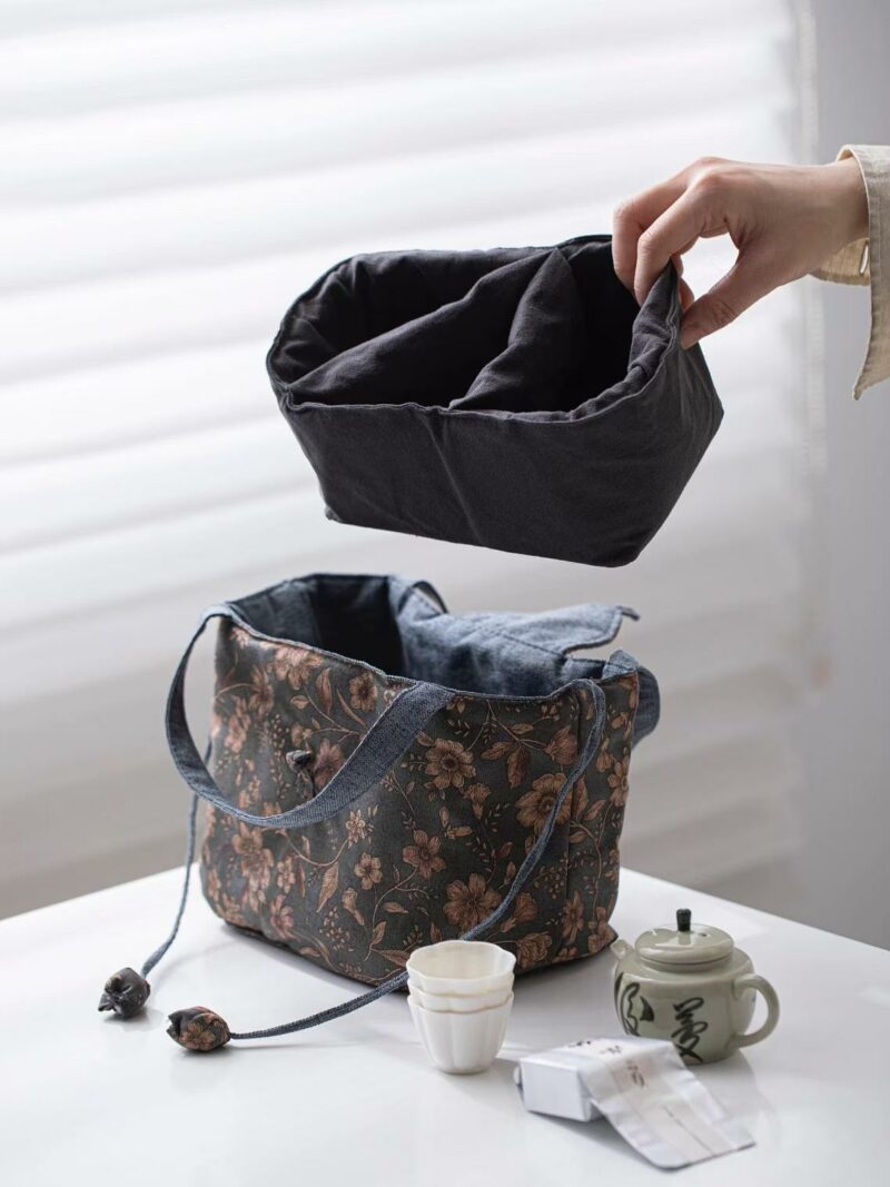 Elegant Linen Floral Design Carrying Bag Elegant Linen Floral Design Carrying Bag