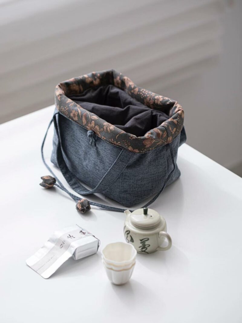 Elegant Linen Floral Design Carrying Bag Elegant Linen Floral Design Carrying Bag