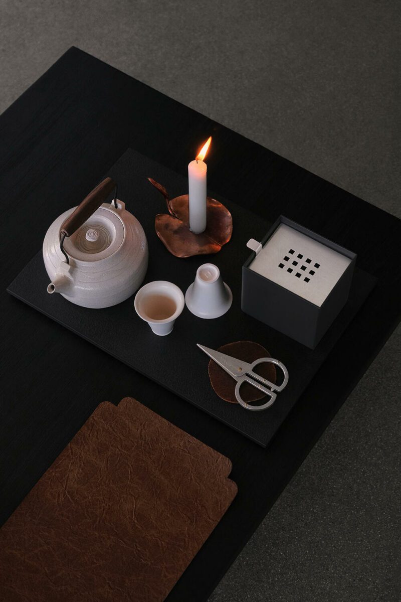 Elegant Iron Square Shape Tea Basin (5) Elegant Iron Square Shape Tea Basin