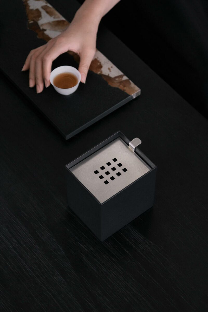 Elegant Iron Square Shape Tea Basin (6) Elegant Iron Square Shape Tea Basin