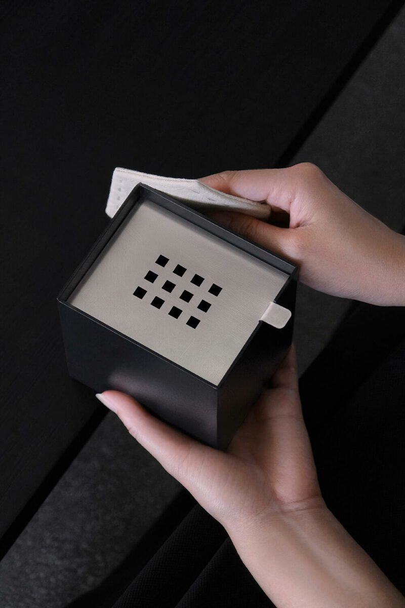 Elegant Iron Square Shape Tea Basin (7) Elegant Iron Square Shape Tea Basin