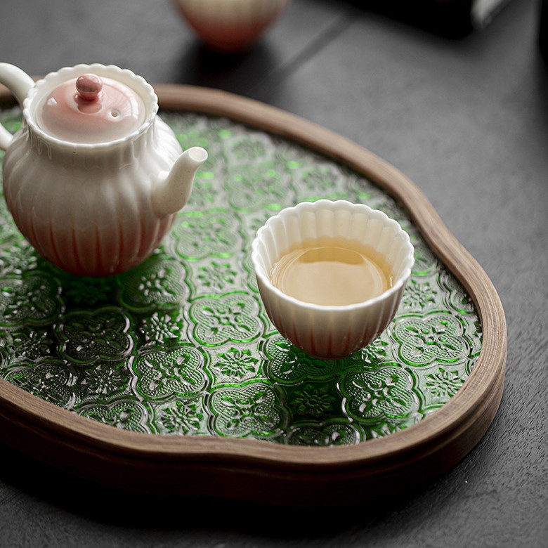 Vintage Glass Begonia Shape Tea Tray (18) Vintage Glass Begonia Shape Tea Tray