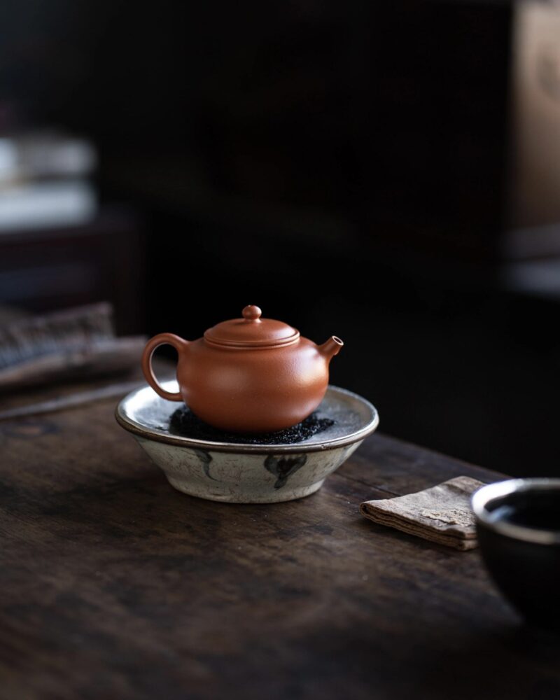 Half Handmade Xiao Hong Ni Gong Zhu 130ml Yixing Teapot
