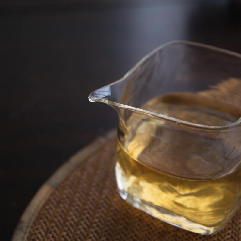 20240920_020803116_iOS Thickened Hammered Glass Little Square 170ml Fair Cup Gong Dao Bei