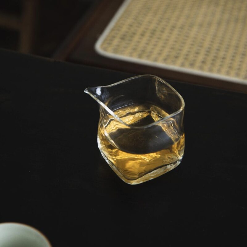 20240920_020803295_iOS Thickened Hammered Glass Little Square 170ml Fair Cup Gong Dao Bei