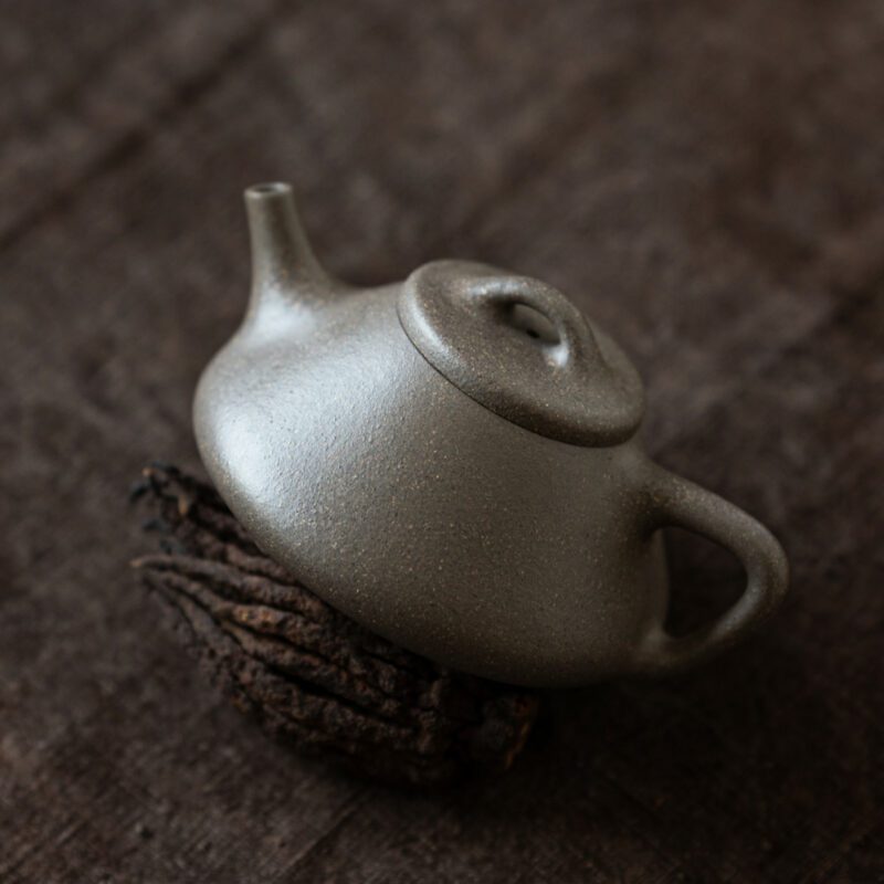 Half Handmade Qing Duanni Zi Ye Shi Piao 140ml Yixing Teapot