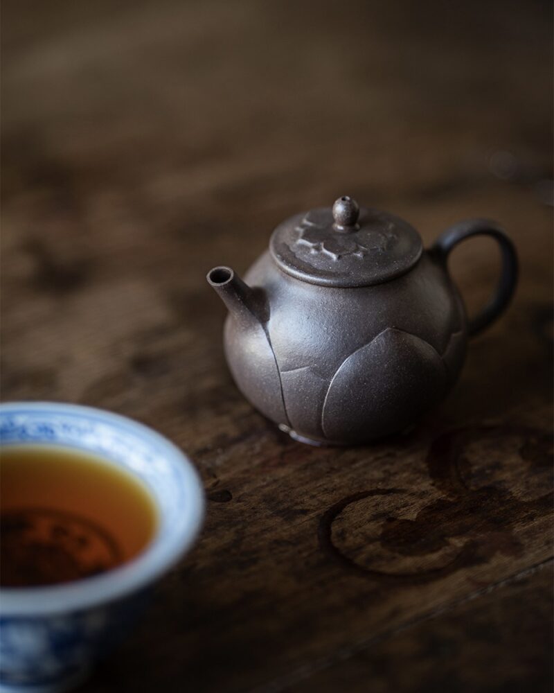 Fully Handmade Qing Hui Zini Fa Xiang Lian Zi 130ml Yixing Teapot