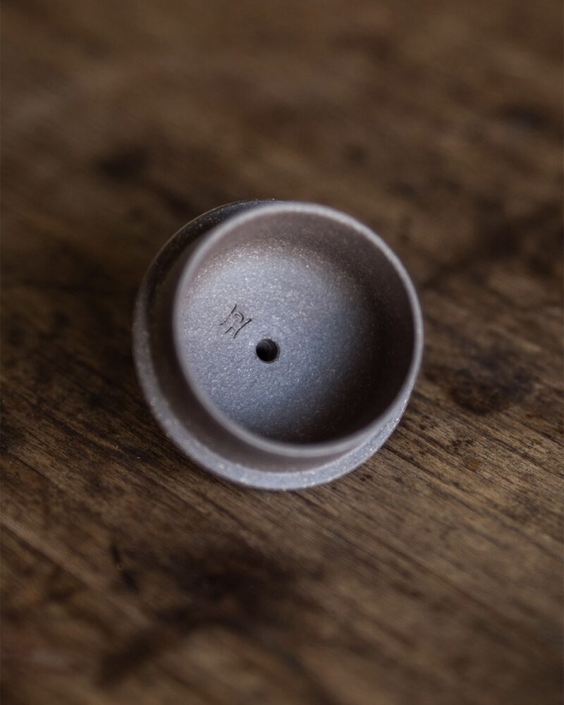 Half Handmade Xiao Hong Ni Short Pan Hu 90ml Yixing Teapot