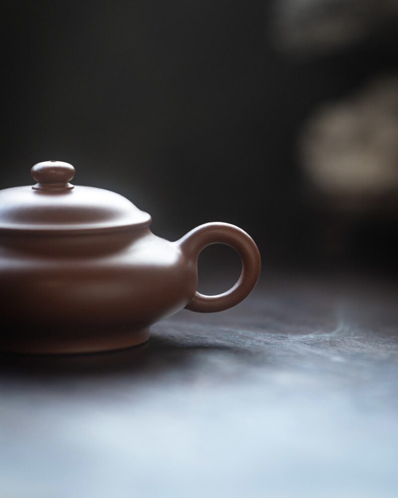 Half Handmade Xiao Hong Ni Short Pan Hu 90ml Yixing Teapot