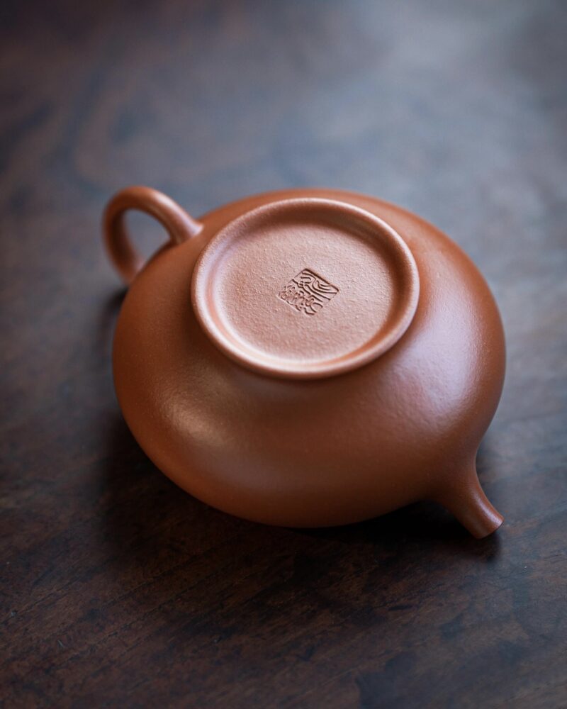 Half Handmade Xiao Hong Ni Bian Shi 150ml Yixing Teapot