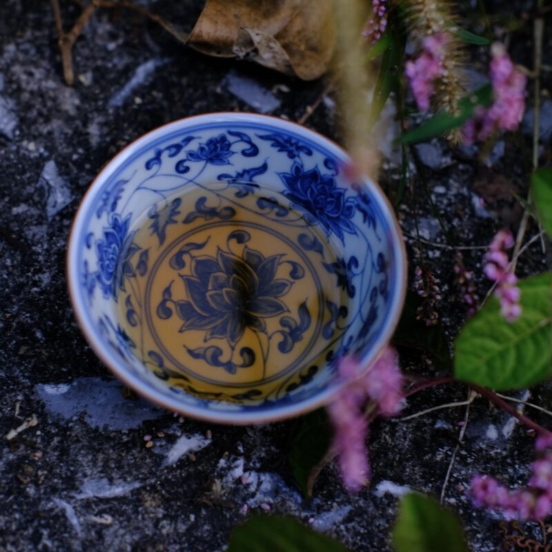 Fully Hand Painted Twined Lotus 75ml Wo Zu Tea Cup (3) Fully Hand Painted Twined Lotus 75ml Wo Zu Tea Cup