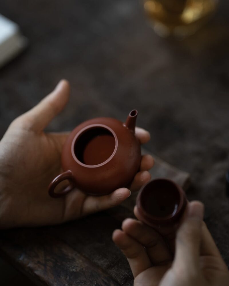 Fully Handmade Xiao Mei Yao Zhuni Chun Shui Tang Jun De 90ml Yixing Teapot