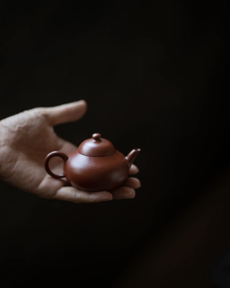 Fully Handmade Xiao Mei Yao Zhuni Chun Shui Tang Jun De 90ml Yixing Teapot