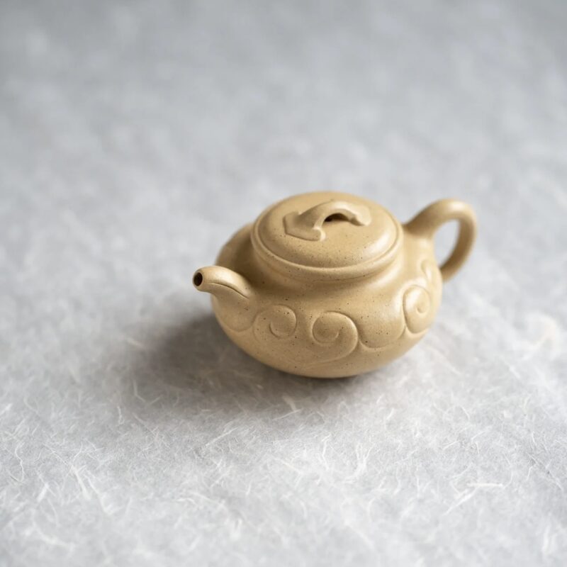 Ben Shan Lvni Fang Gu Ru Yi 150ml Yixing Teapot