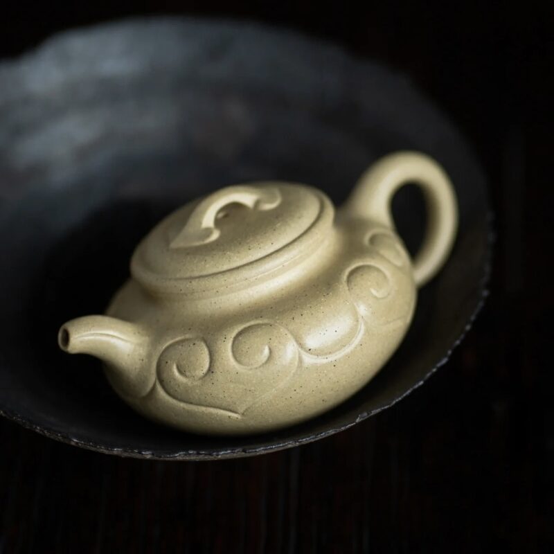 Ben Shan Lvni Fang Gu Ru Yi 150ml Yixing Teapot