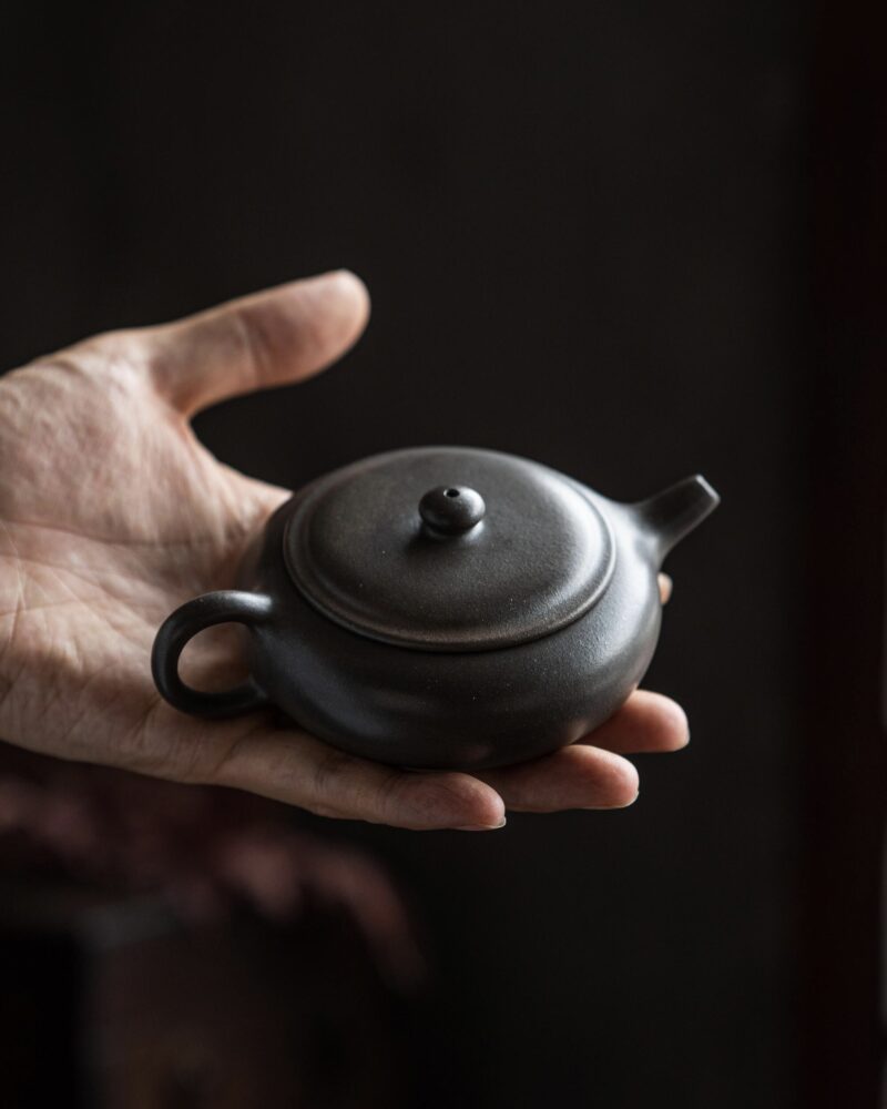 Reduction Fired Aged Duanni Xiang Yu 120ml Yixing Teapot
