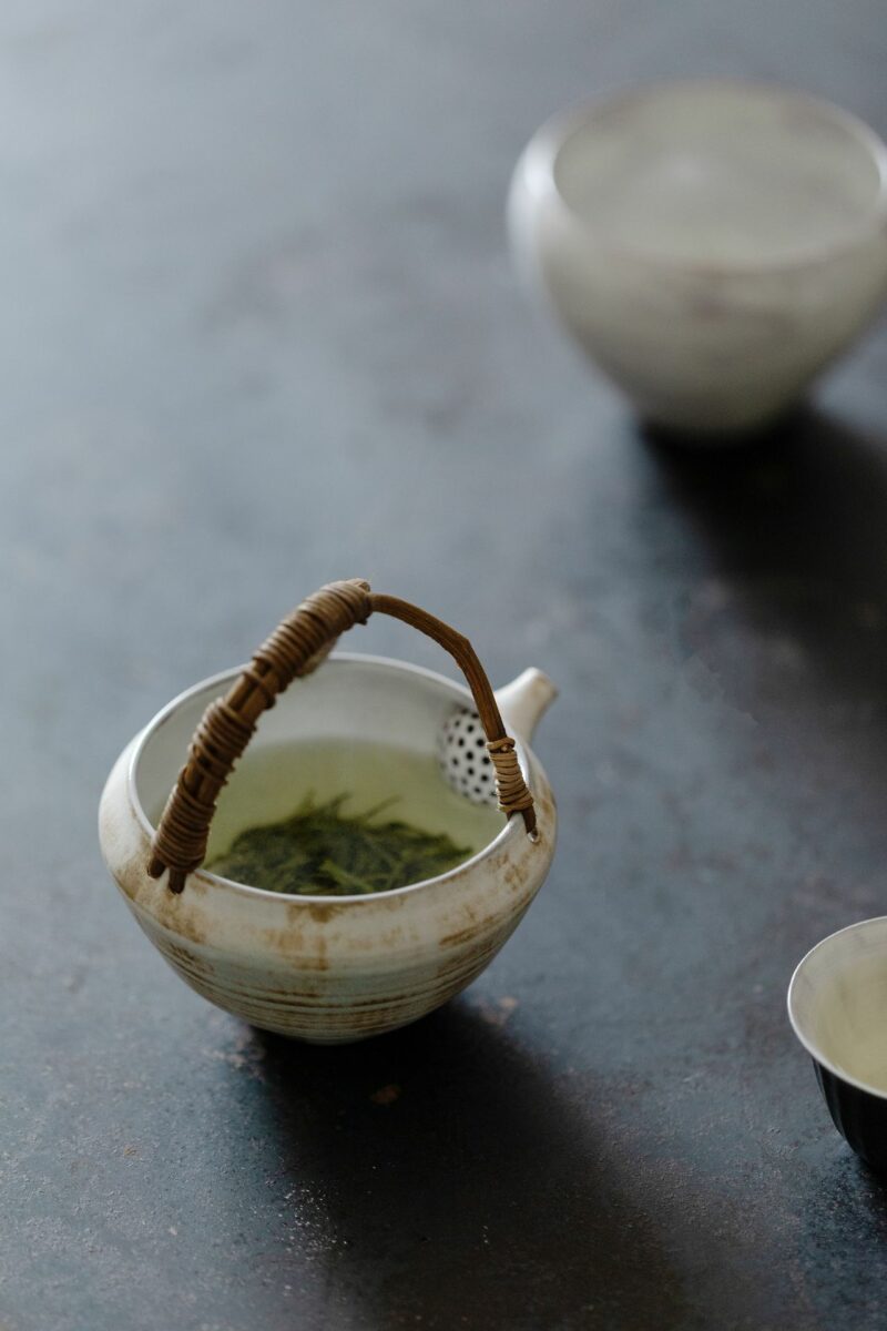 Powder Glaze Ceramic Rattan Handle 220ml Fair Cup Gong Dao Bei