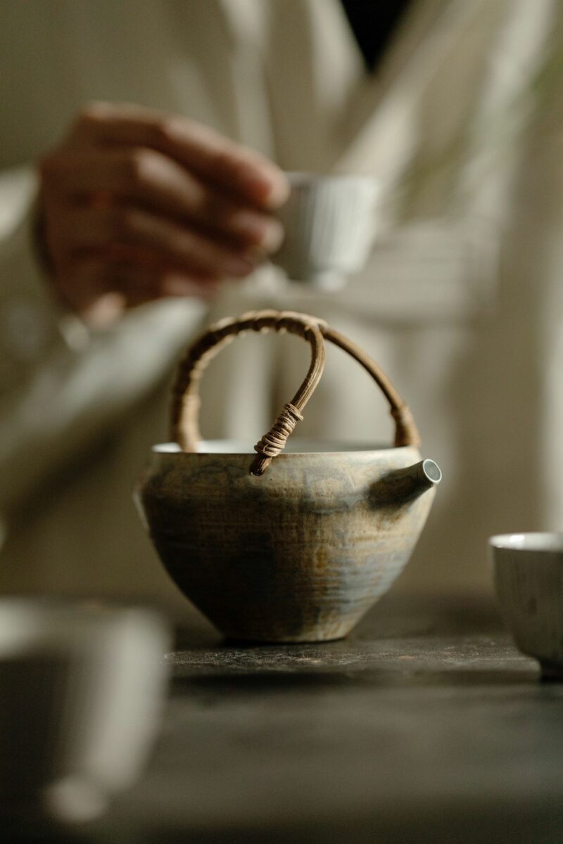 Powder Glaze Ceramic Rattan Handle 220ml Fair Cup Gong Dao Bei