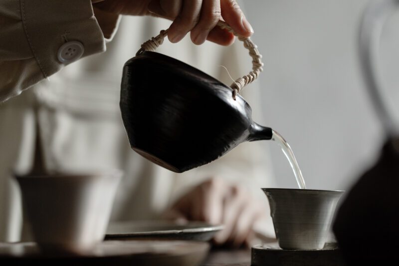 Powder Glaze Ceramic Rattan Handle 220ml Fair Cup Gong Dao Bei