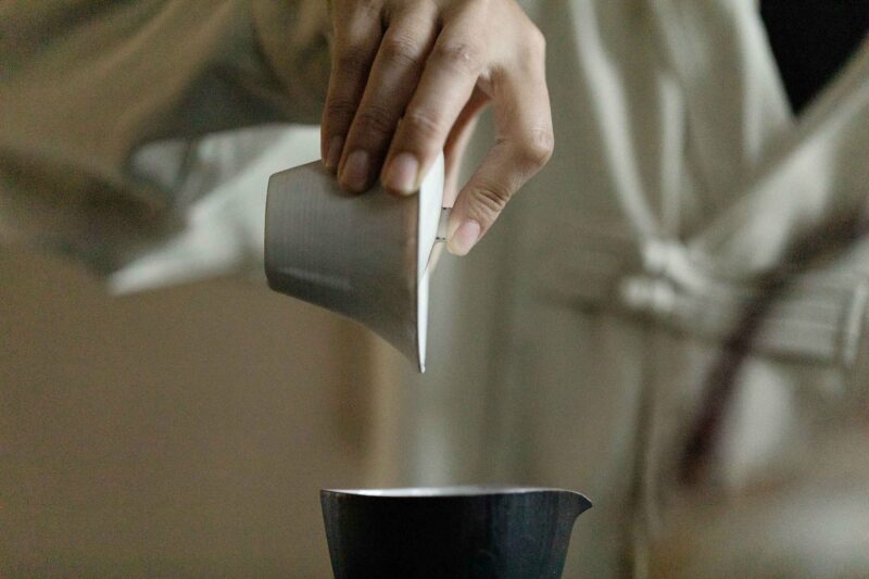 Powder Glaze Ceramic Moon River 130ml Gaiwan