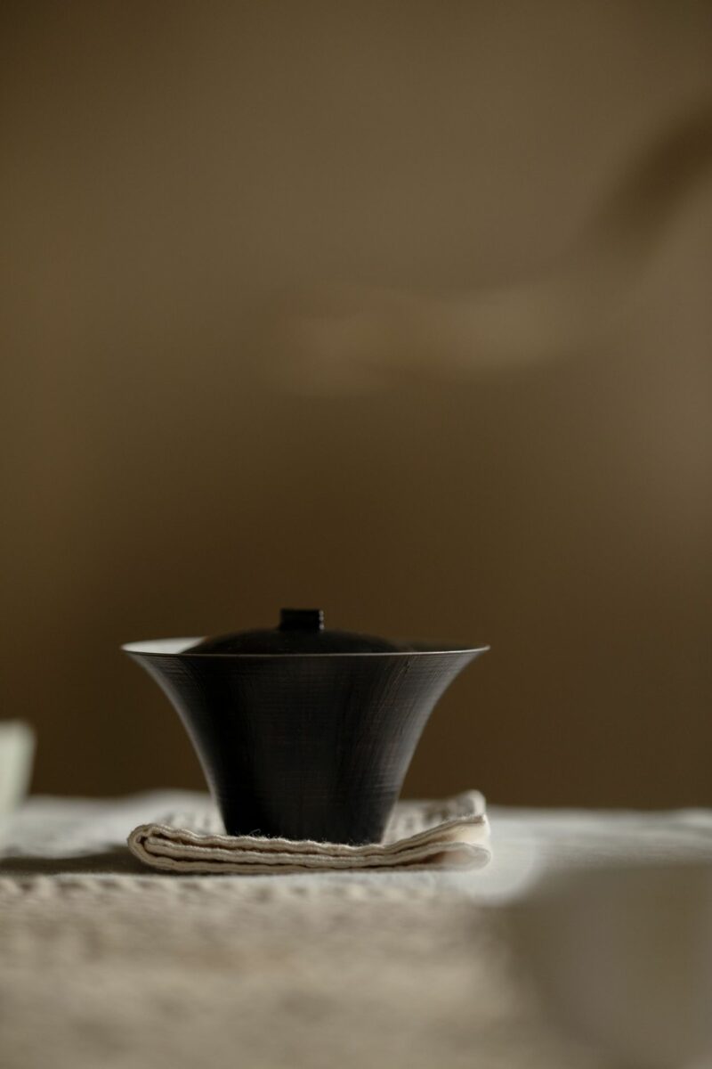 Powder Glaze Ceramic Moon River 130ml Gaiwan