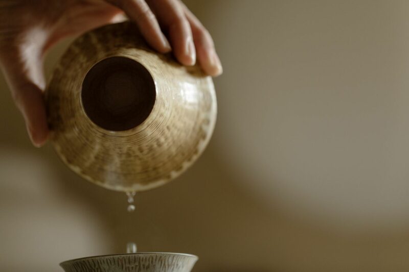 Powder Glaze Ceramic Moon River 130ml Gaiwan