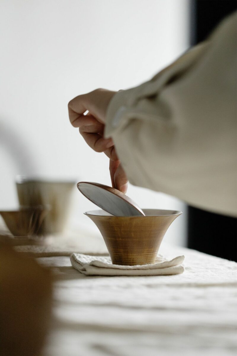 Powder Glaze Ceramic Moon River 130ml Gaiwan