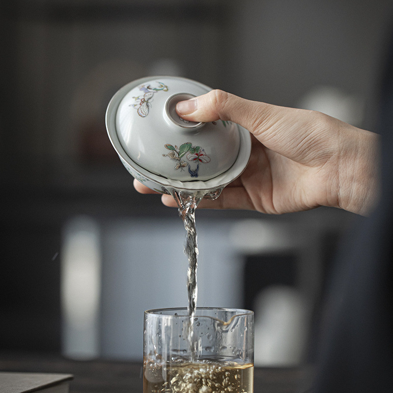 779 (12) Vintage Style Ceramic Butterfly 90ml Gaiwan