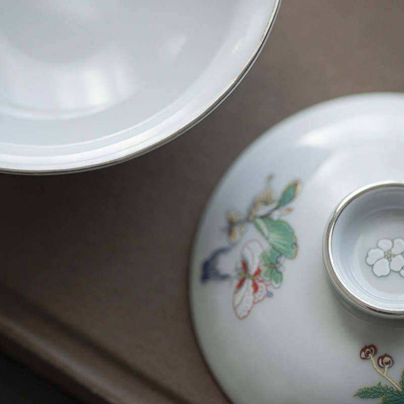 779 (13) Vintage Style Ceramic Butterfly 90ml Gaiwan