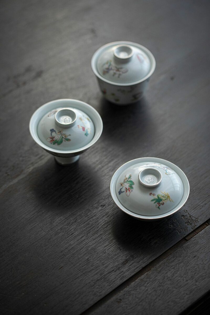 779 (2) Vintage Style Ceramic Butterfly 90ml Gaiwan