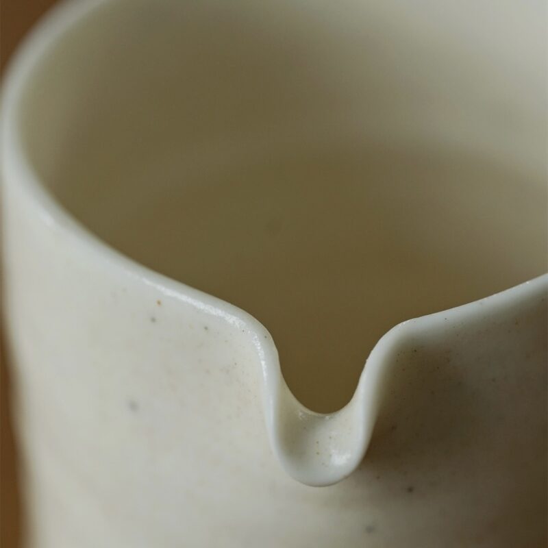 Handmade Ceramic Milky White 170ml Fair Cup Gong Dao Bei