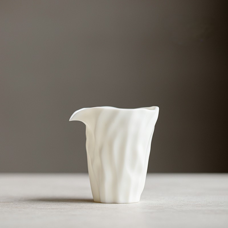 Handmade Mutton Fat Jade Rock Texture Fair Cup Gong Dao Bei (1) Handmade Mutton Fat Jade Rock Texture 128ml Fair Cup Gong Dao Bei