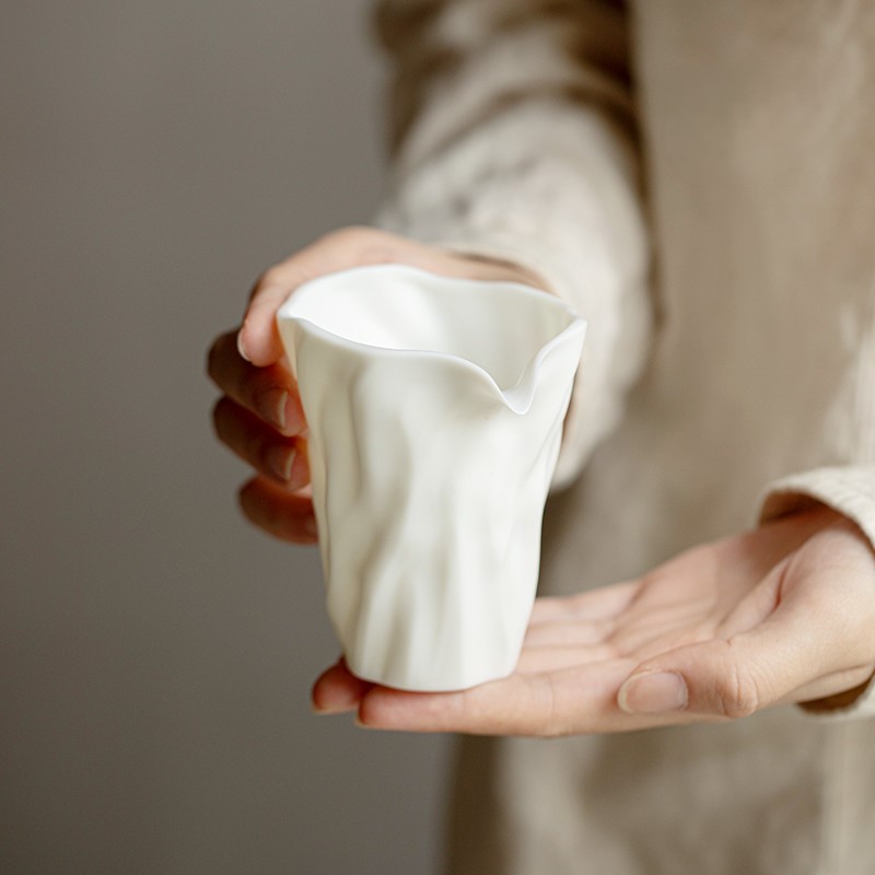 Handmade Mutton Fat Jade Rock Texture Fair Cup Gong Dao Bei (3) Handmade Mutton Fat Jade Rock Texture 128ml Fair Cup Gong Dao Bei