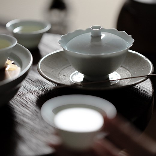 Flower Rim White Porcelain 120ml Gaiwan