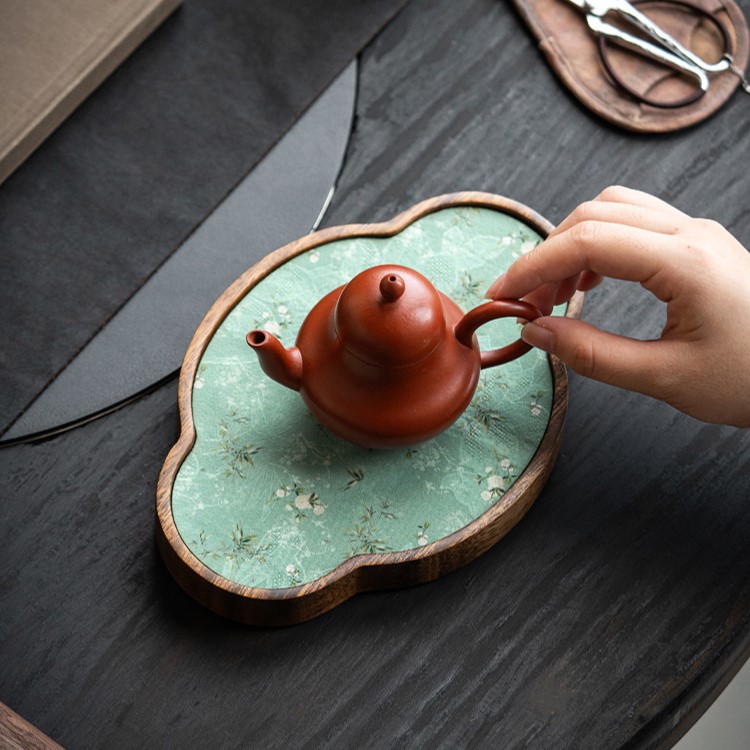 Embroidered Inlay Walnut Wood Begonia Shape Tea Boat (11) Embroidered Inlay Walnut Wood Begonia Shape Tea Boat