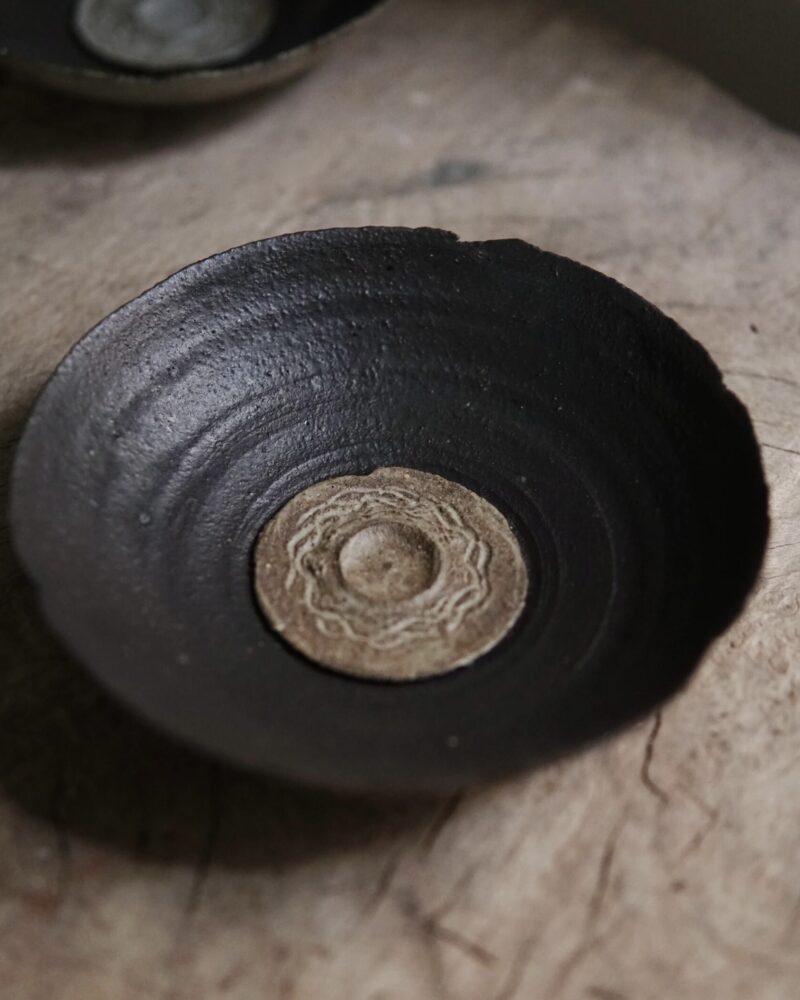 20230414_072733000_iOS Handmade Wabisabi Style Clay Tea Boat