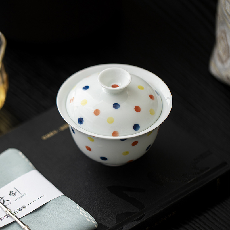 853 (12) Jade White Porcelain Polka Dot 120ml Gaiwan