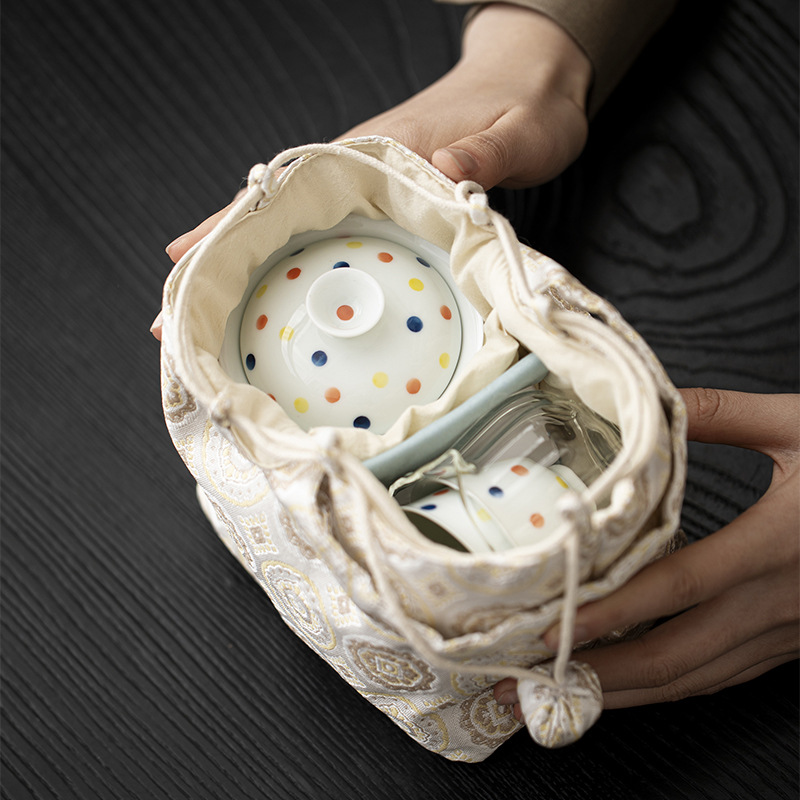 853 (7) Jade White Porcelain Polka Dot 120ml Gaiwan