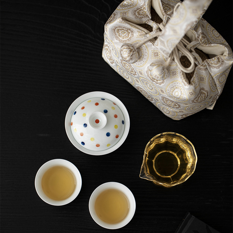 853 (9) Jade White Porcelain Polka Dot 120ml Gaiwan
