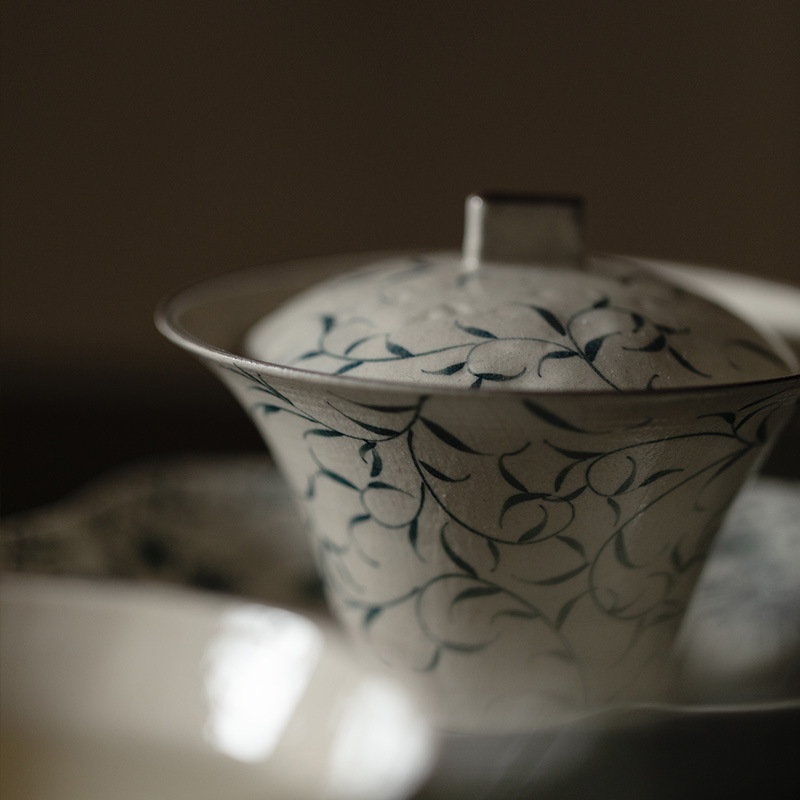 856 (4) Handmade Powder Glaze Ceramic Spring Buds 120ml Gaiwan