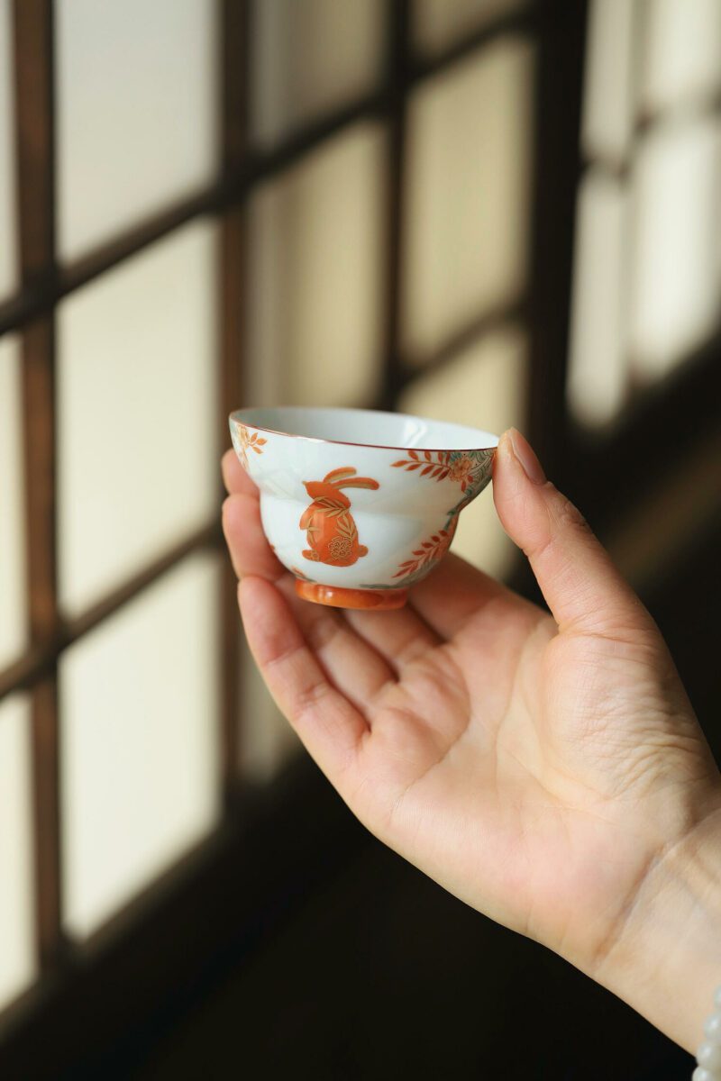 Handmade Hand-painted Ceramic Auspicious Bunny 120ml Gaiwan