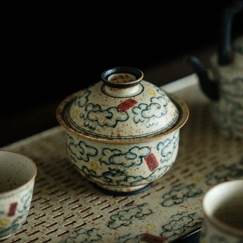 Hand-painted Vintage Style Ceramic Auspicious Cloud 100ml Gaiwan