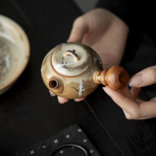详情-03 Soda Fired Gradient Glaze Ceramic Crane 100ml Teapot