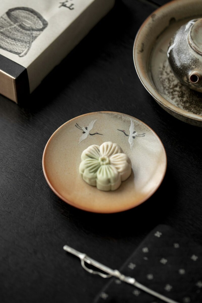 详情-04 Soda Fired Gradient Glaze Ceramic Crane 100ml Teapot