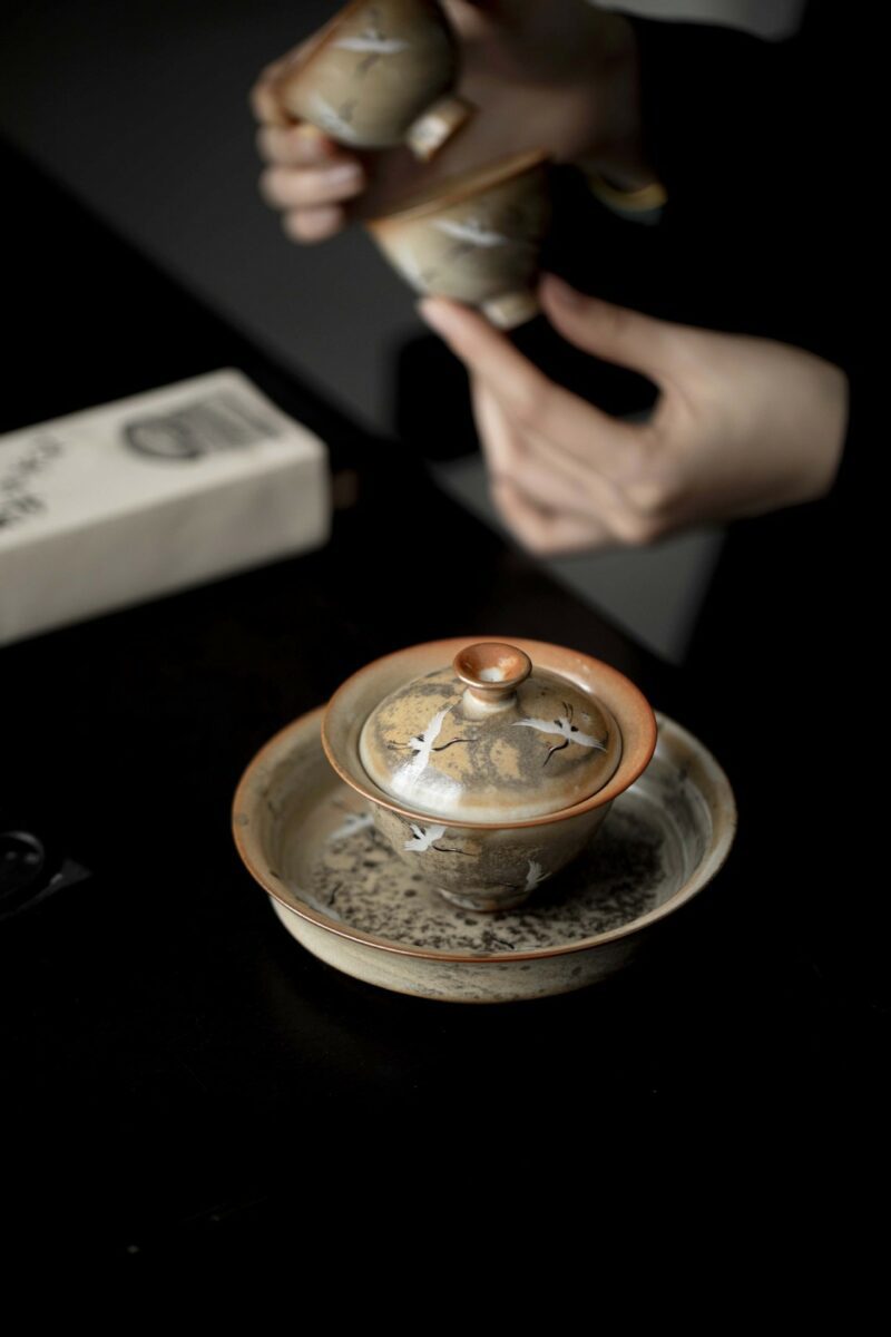 详情-04 Soda Fired Gradient Glaze Ceramic Crane 100ml Teapot