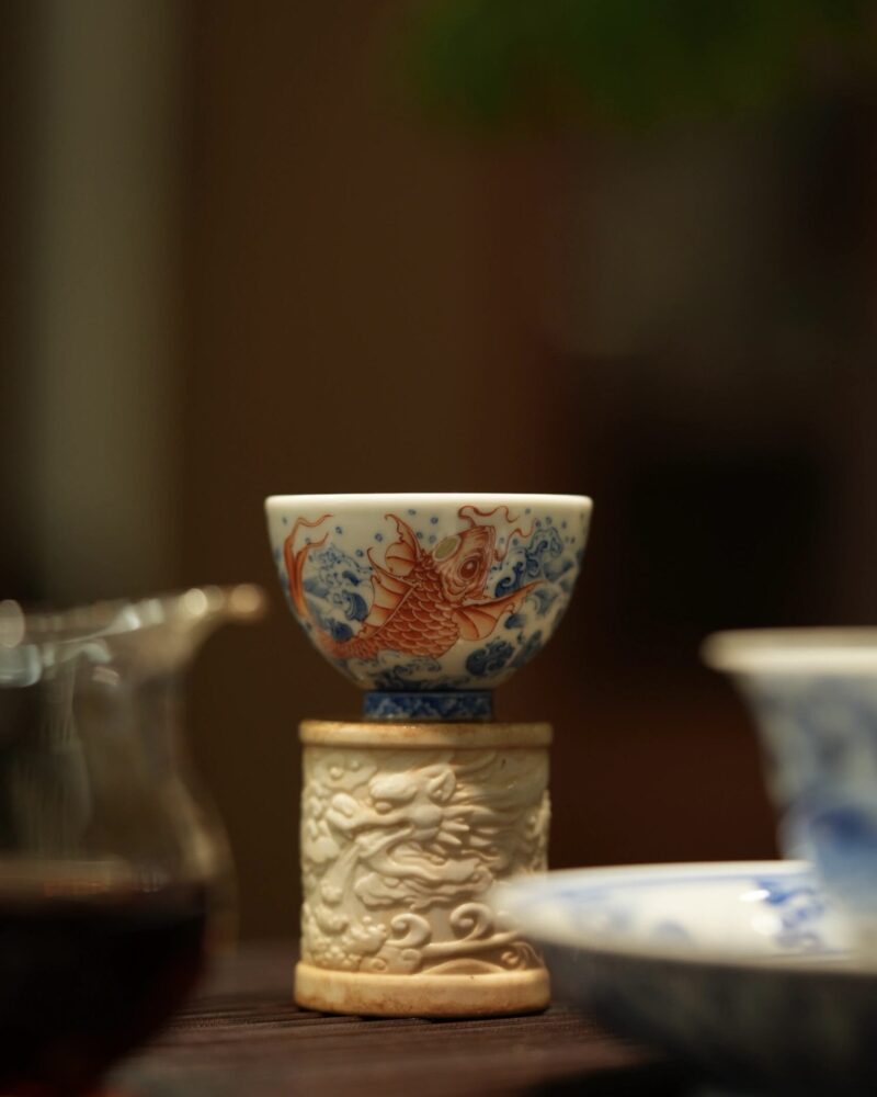 Hand-painted Qinghua Ceramic Carp Sailing 80ml Host Tea Cup