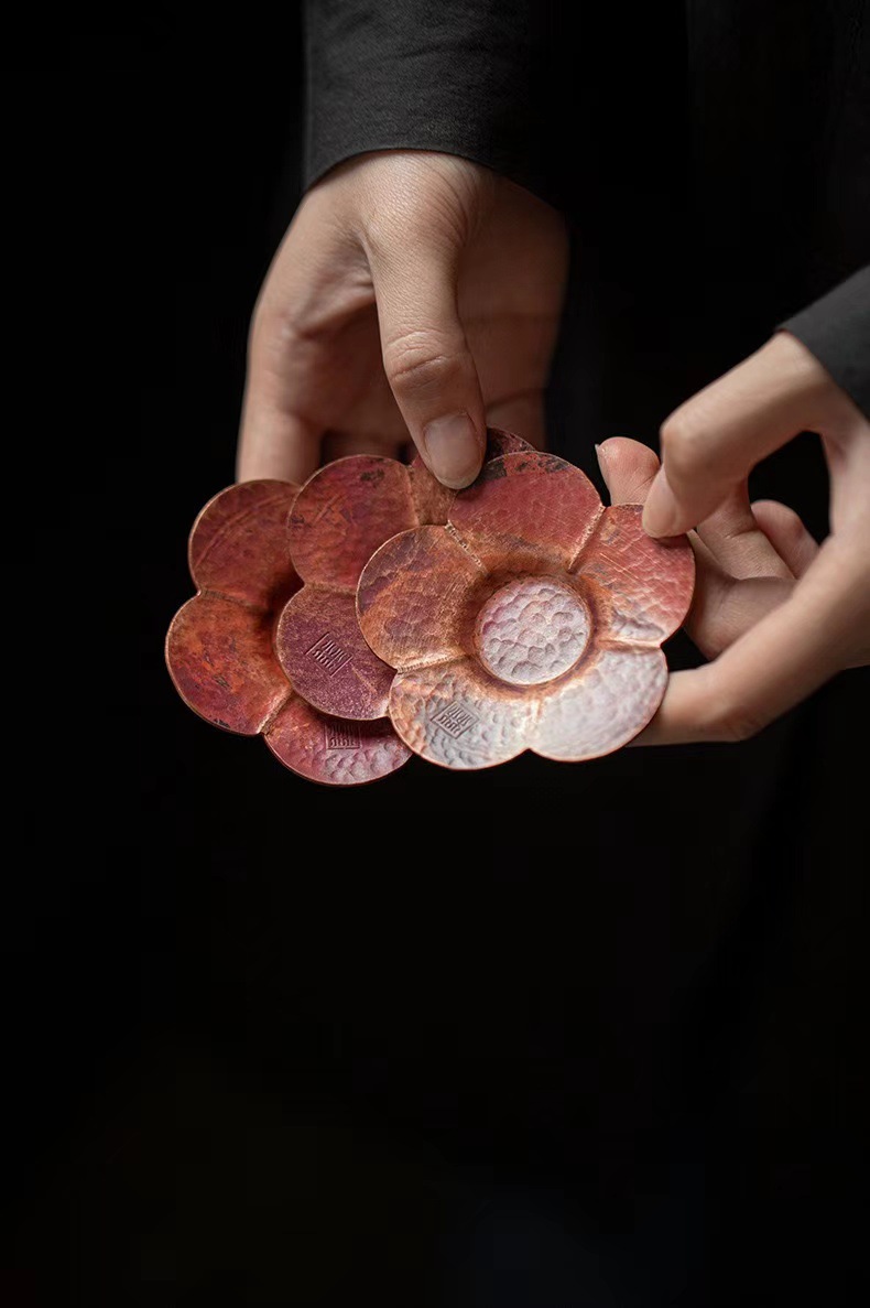 882 (1) Vintage Style Handmade Copper Flower Petal Tea Saucer