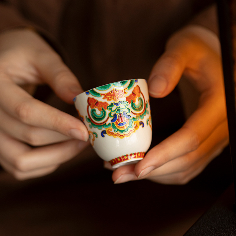 887 (16) Elegant Ceramic Thangka Pattern 120ml Gaiwan