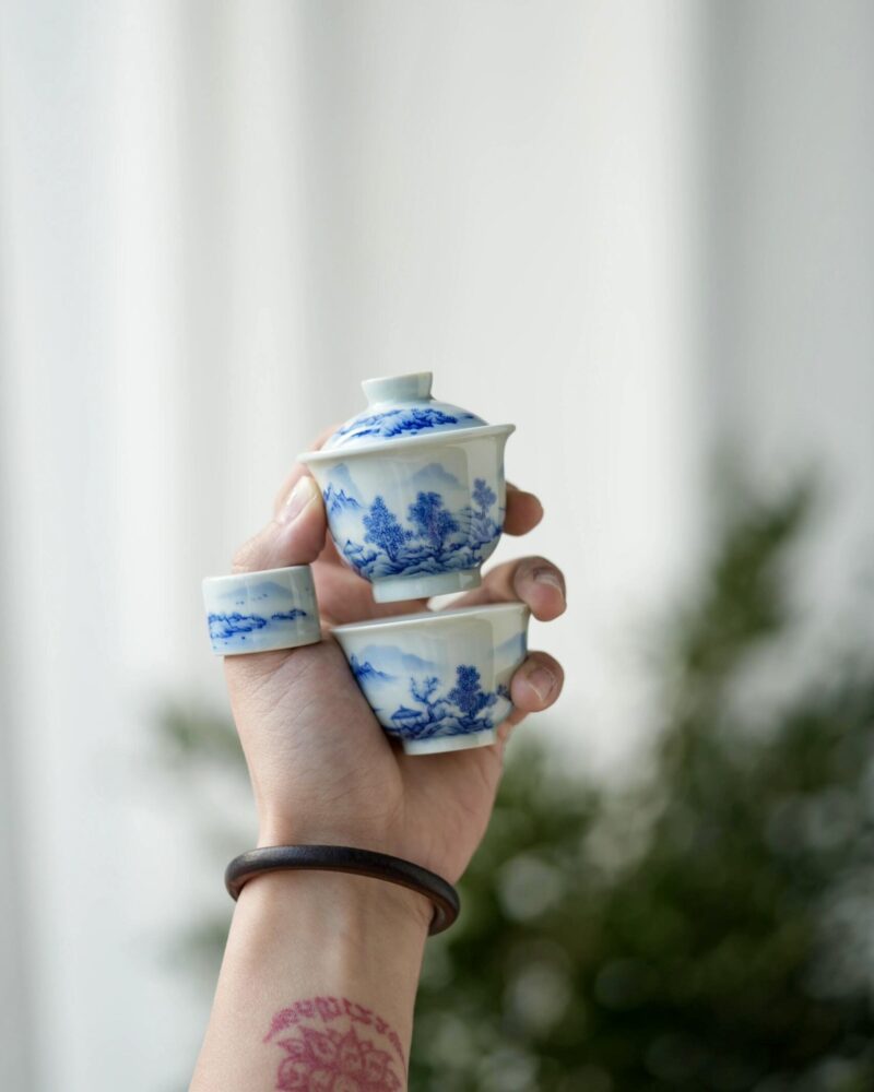 Handmade Hand-painted Qinghua Ceramic Mini 50-60ml Gaiwan Set Ship In 30 Days